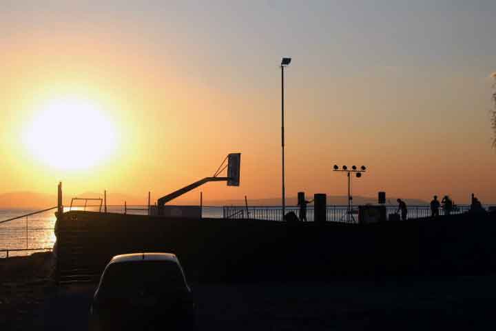 sun-setting-at-the-new-arts-festival-athens